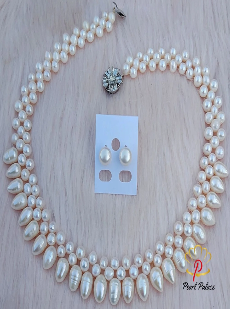 Whimsical Pearl Bloom Necklace Set.