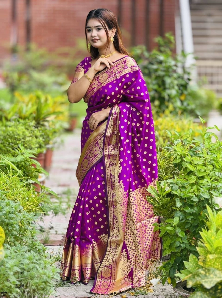 Katan Benarasi With Golden Zari Work Saree