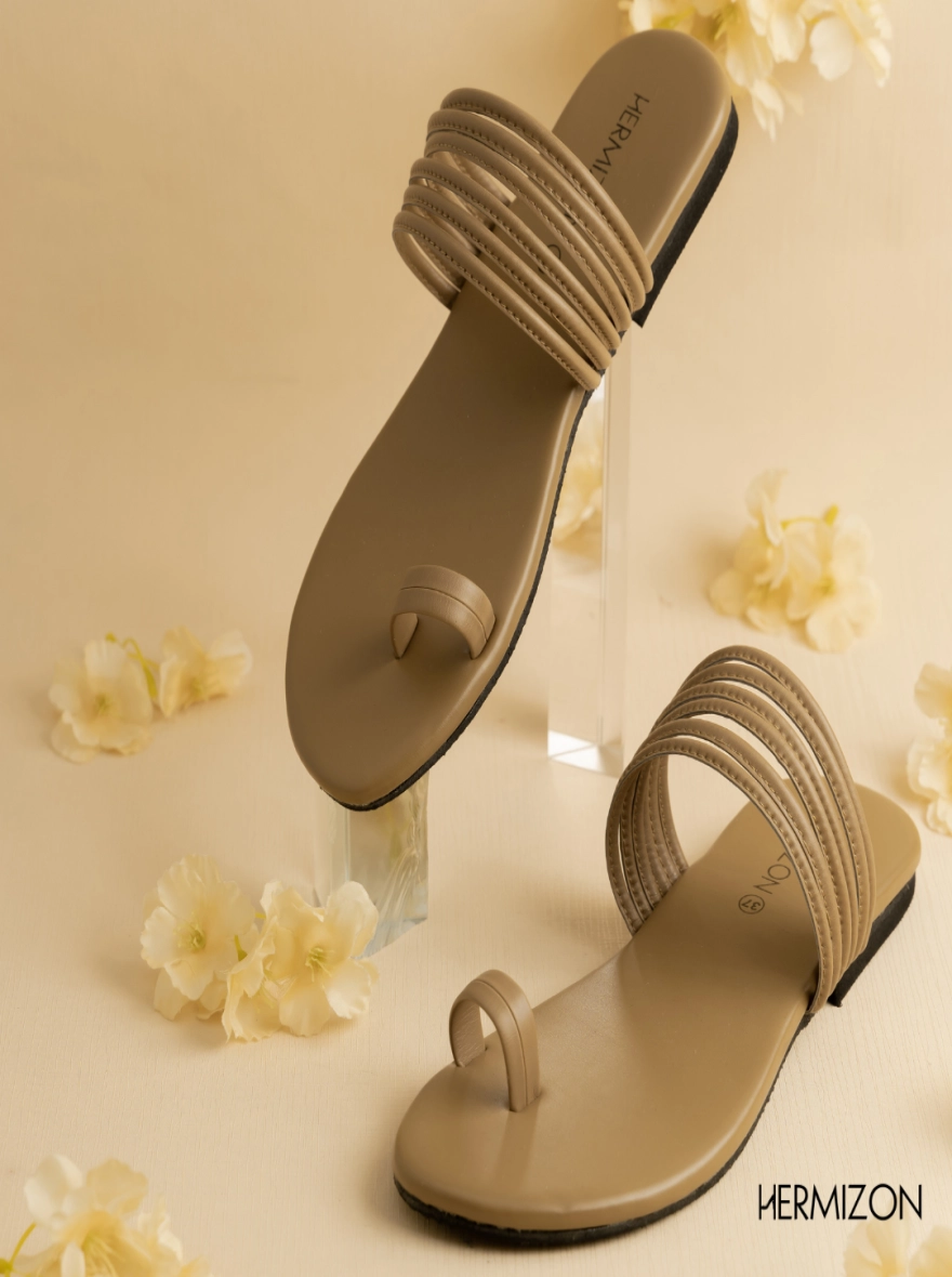 Suchona Nude Multi-Strap Toe-Ring Flats