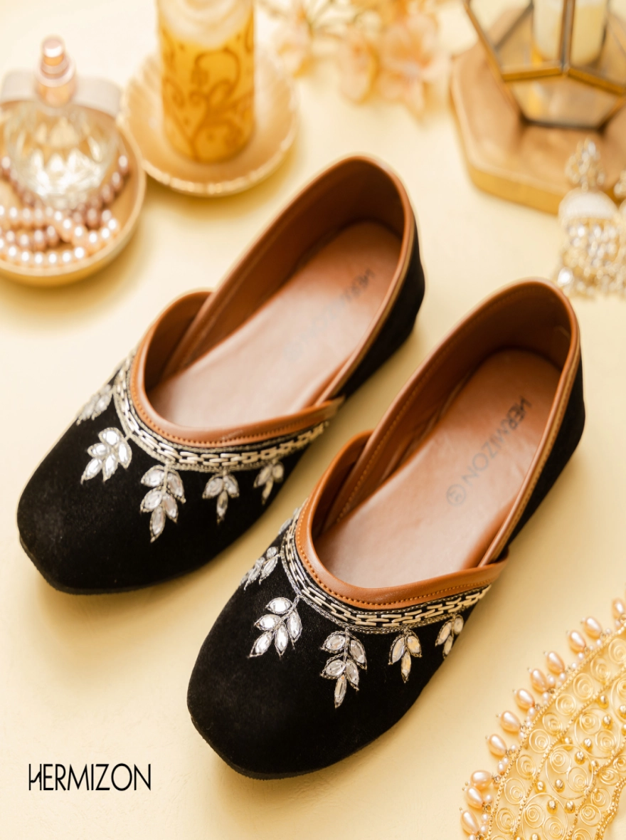 Mona Crystal-Embellished Velvet Juttis
