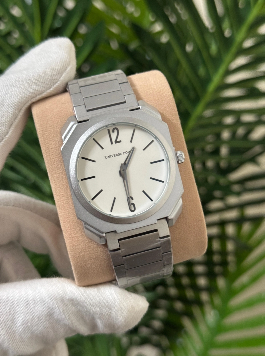 Universe Point Ultra Thin – Minimalist Silver Edition