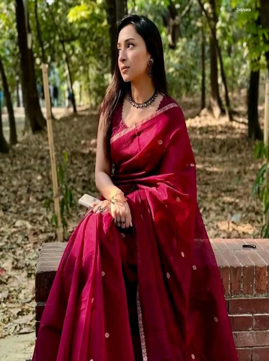 Premium Merun buti Tangail Halfsilk Saree