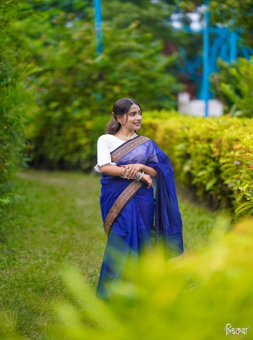 Women's HalfSilk Nakshi Pair Saree - Royal Blue Elegant Festive Wear