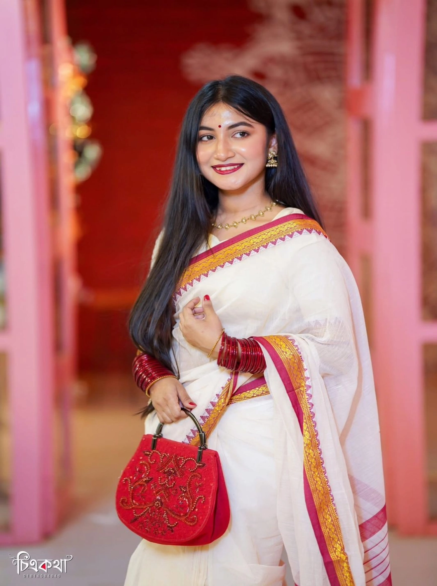 Women's Elegant Off White HalfSilk Nakshi Pair Saree - Festive Red & Gold Border