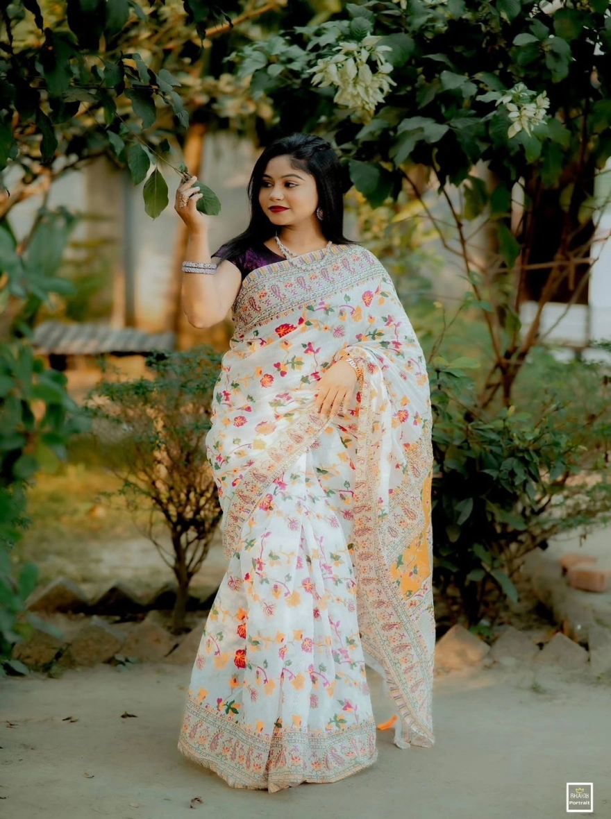 Women's Viral Afsan Print Saree – Trendy Multi-Color Floral Motif