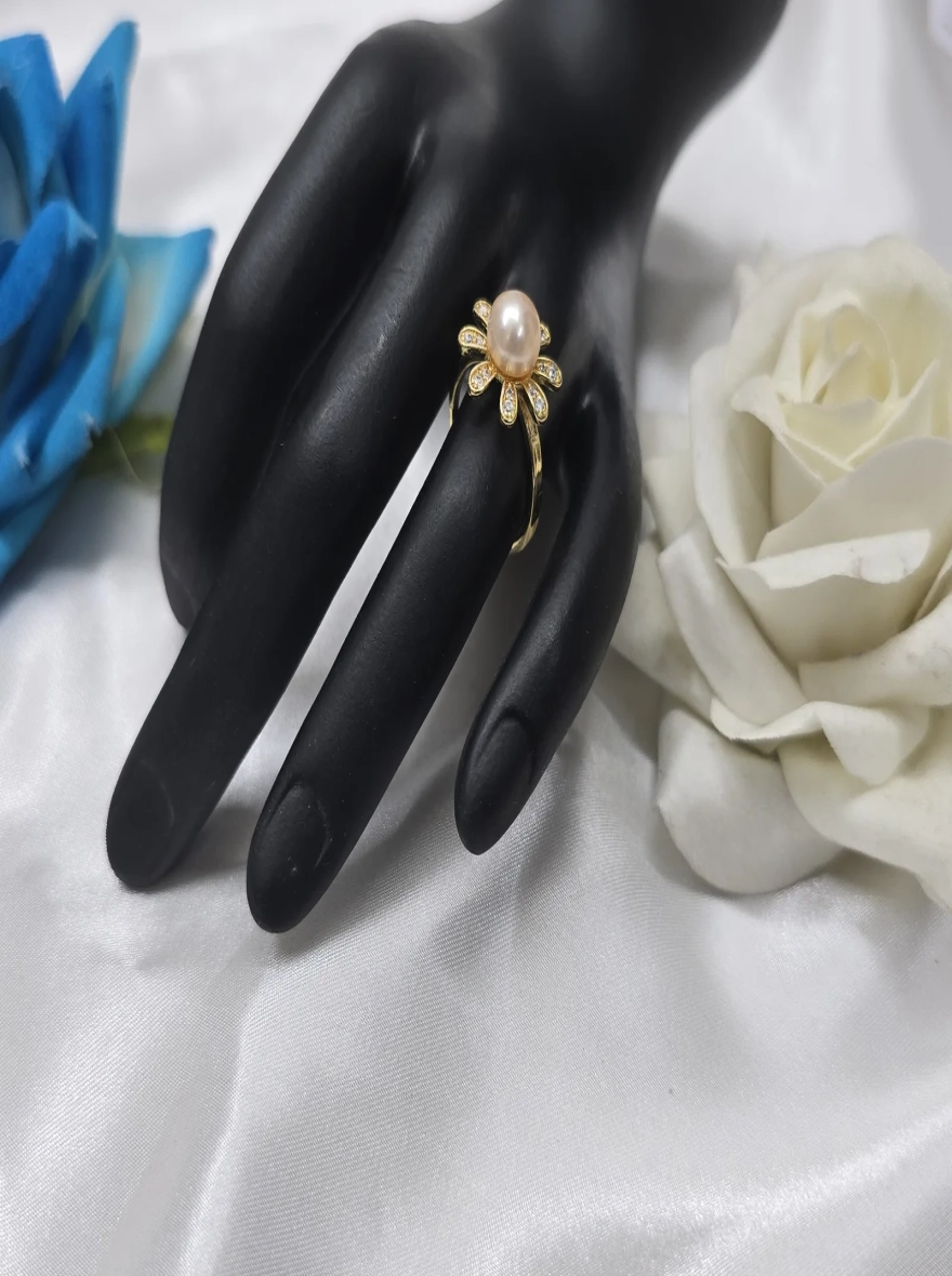 Pearl Embrace ring