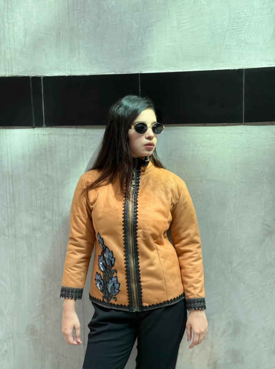 Premium short jiper jaket.