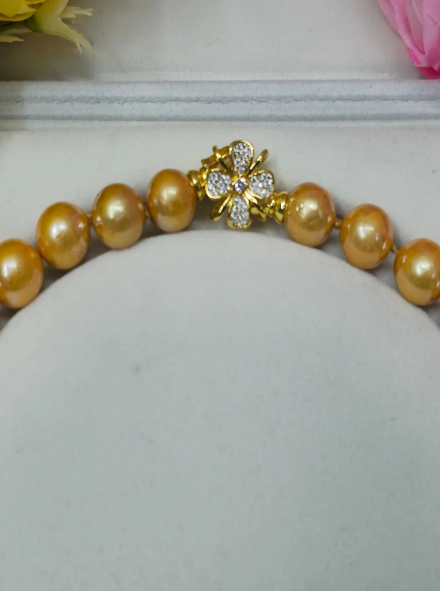 Golden South Sea Pearl Necklace.