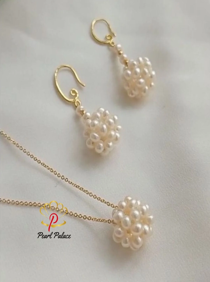 "Luminous Orb" Pink 18K Gold Plated Pearl Necklace Set.