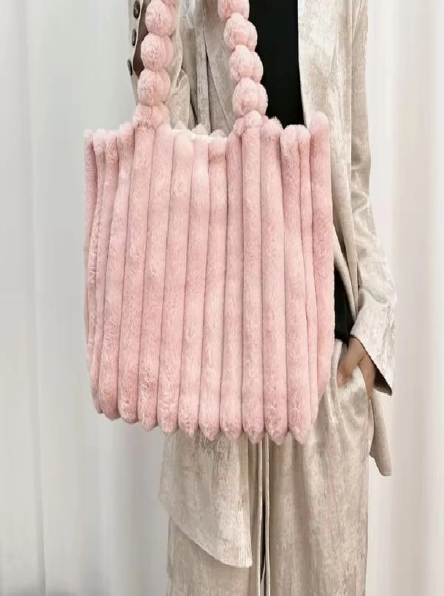 Fashionable soft Fluffy plush shoulder bag for ladies