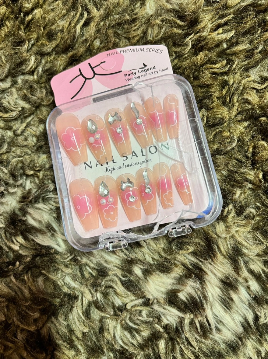 Floral Nude Pink Press-On Nails With Stones Combo Set - Thailand (2 Pcs)