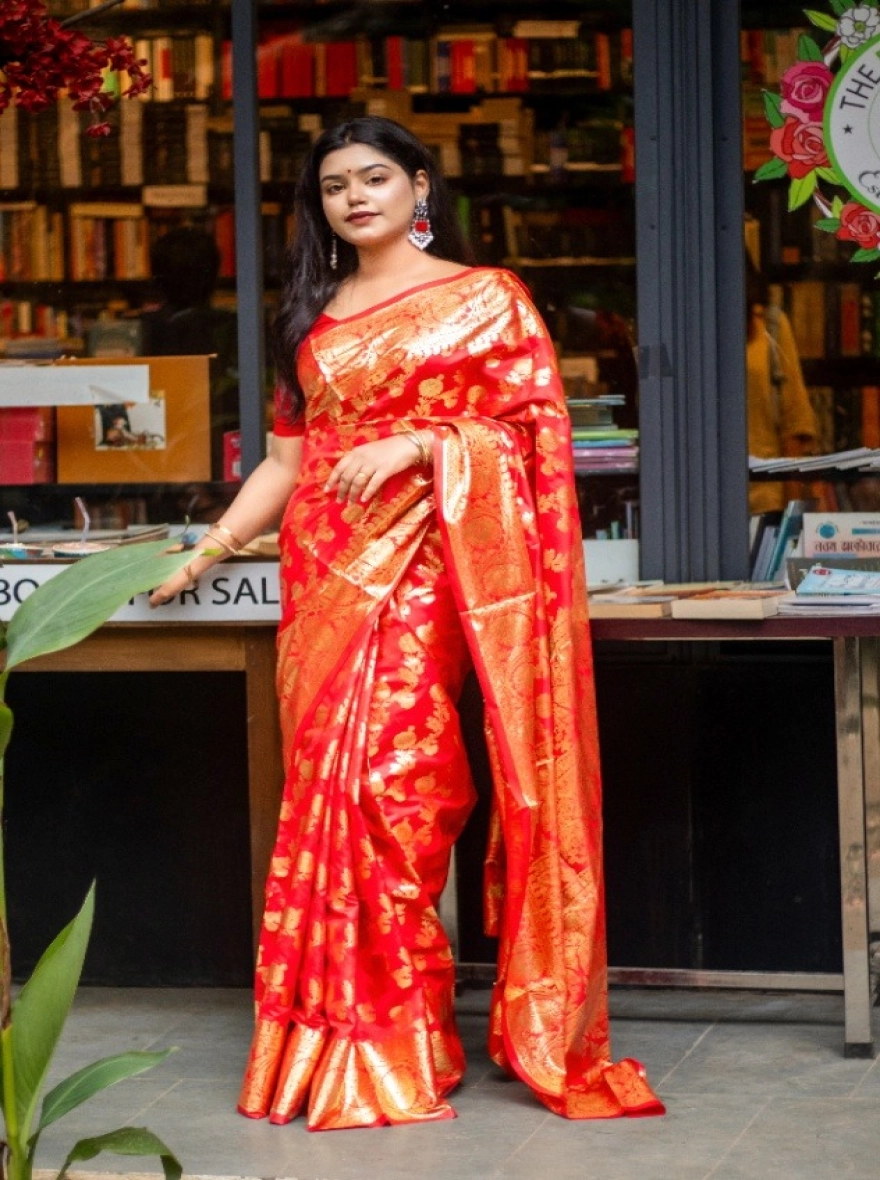 Bodhuwa Elegance Saree