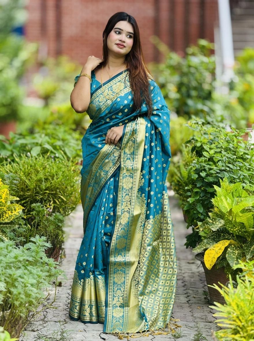 Katan Benarasi With Golden Zari Work Saree