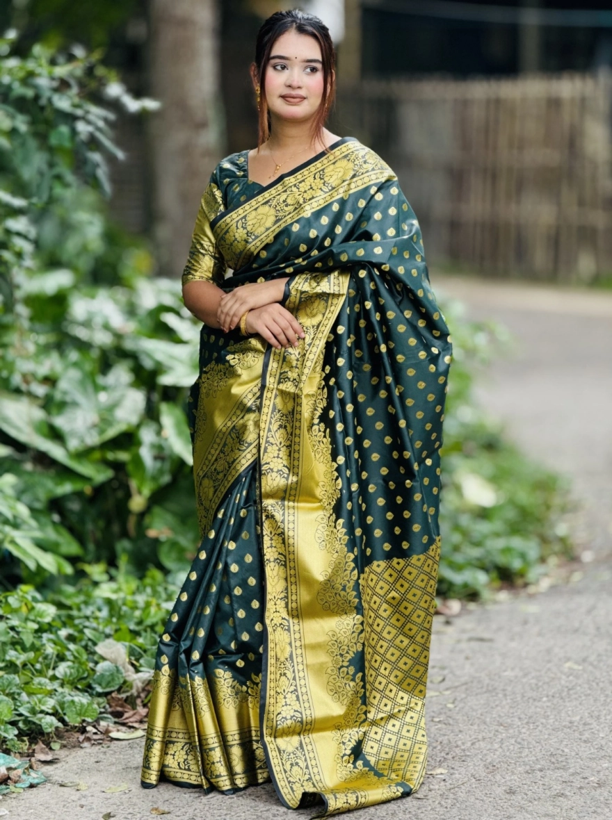 Katan Benarasi With Golden Zari Work Saree