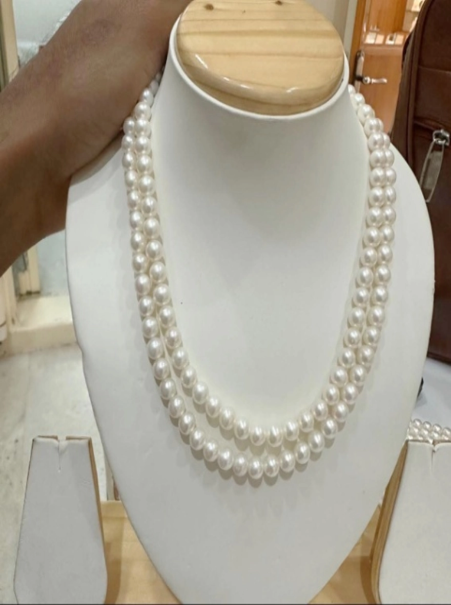 2 layer Round pearl necklace, White colour