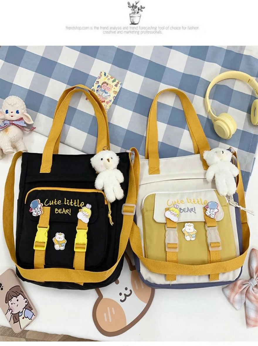 Front Buckles Nylon Waterproof Shoulder Bag