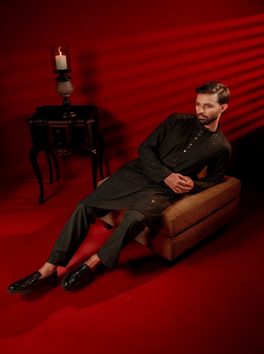 Zameer Embroidered Panjabi – Black