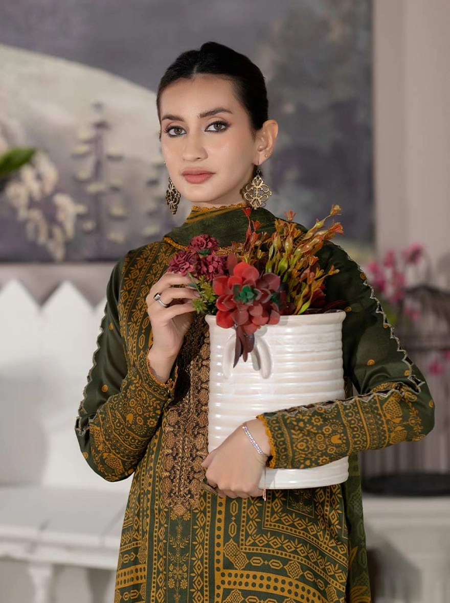 Binaas Varda Digital Printed Unstitched Lawn Three Piece Suit - Forest Green & Mustard