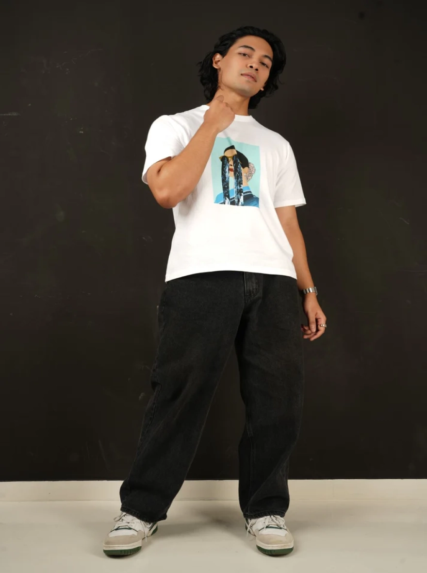 Feeling Blue Graphic T-Shirt