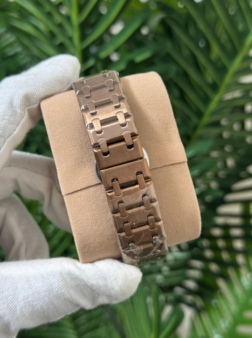 BESTWIN Classic Bronze-Tone Quartz Watch with Brown Textured Dial