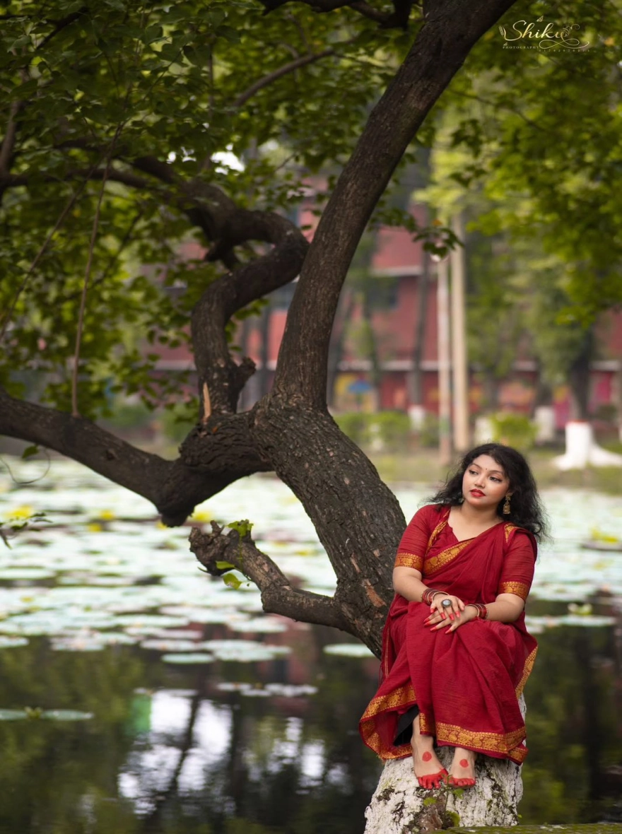Women's Elegant Maroon Katha Stitching Saree - Half Silk 12 Haat