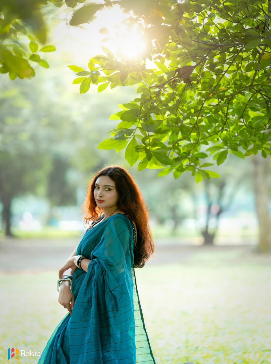 Women's Tangail Halfsilk Chumki Saree - Shimmering Sea Green Festive Wear