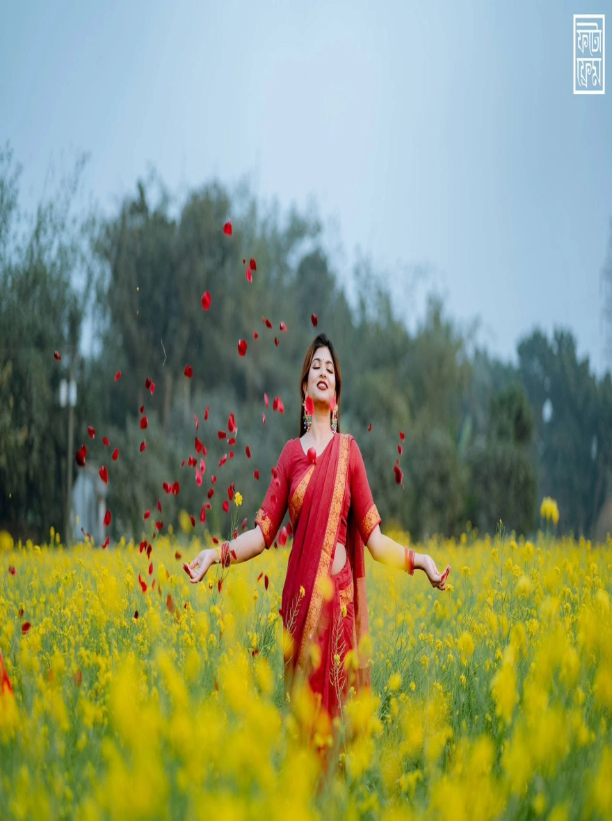 Women's Exclusive Fashionable Trendy Tangail Cotton Nakshi Pair Saree - Heritage Maroon & Gold