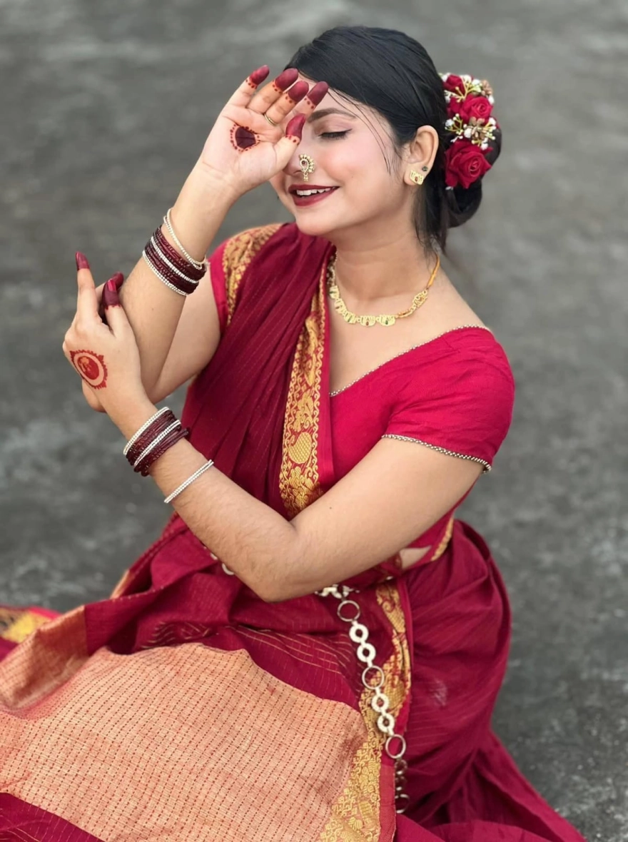 Women's Exclusive HalfSilk Nakshi Pair Saree – Elegant Maroon & Heritage Gold