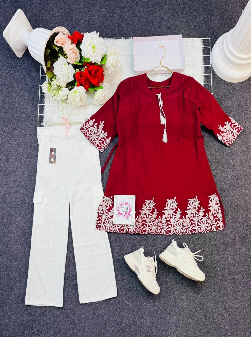 Toster Num Kurti & Cargo Pant Two-Piece Set