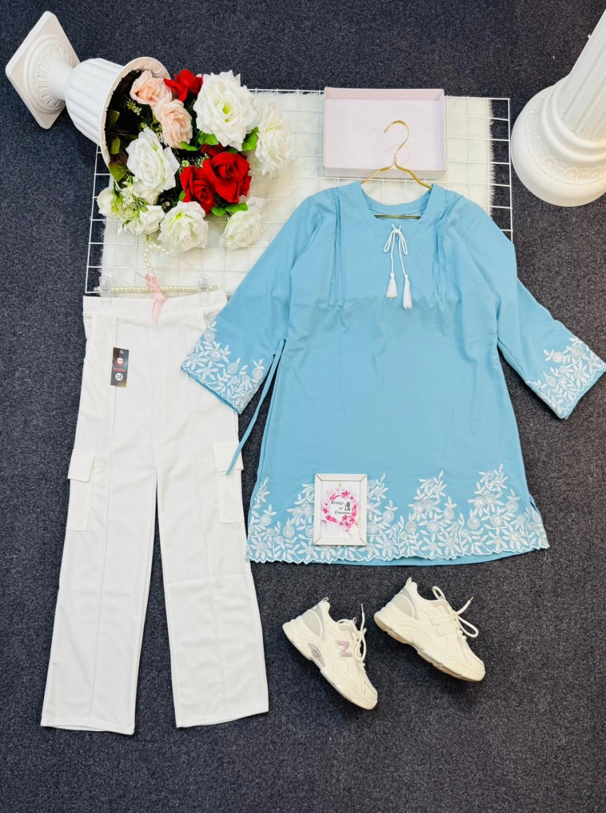 Toster Num Kurti & Cargo Pant Two-Piece Set