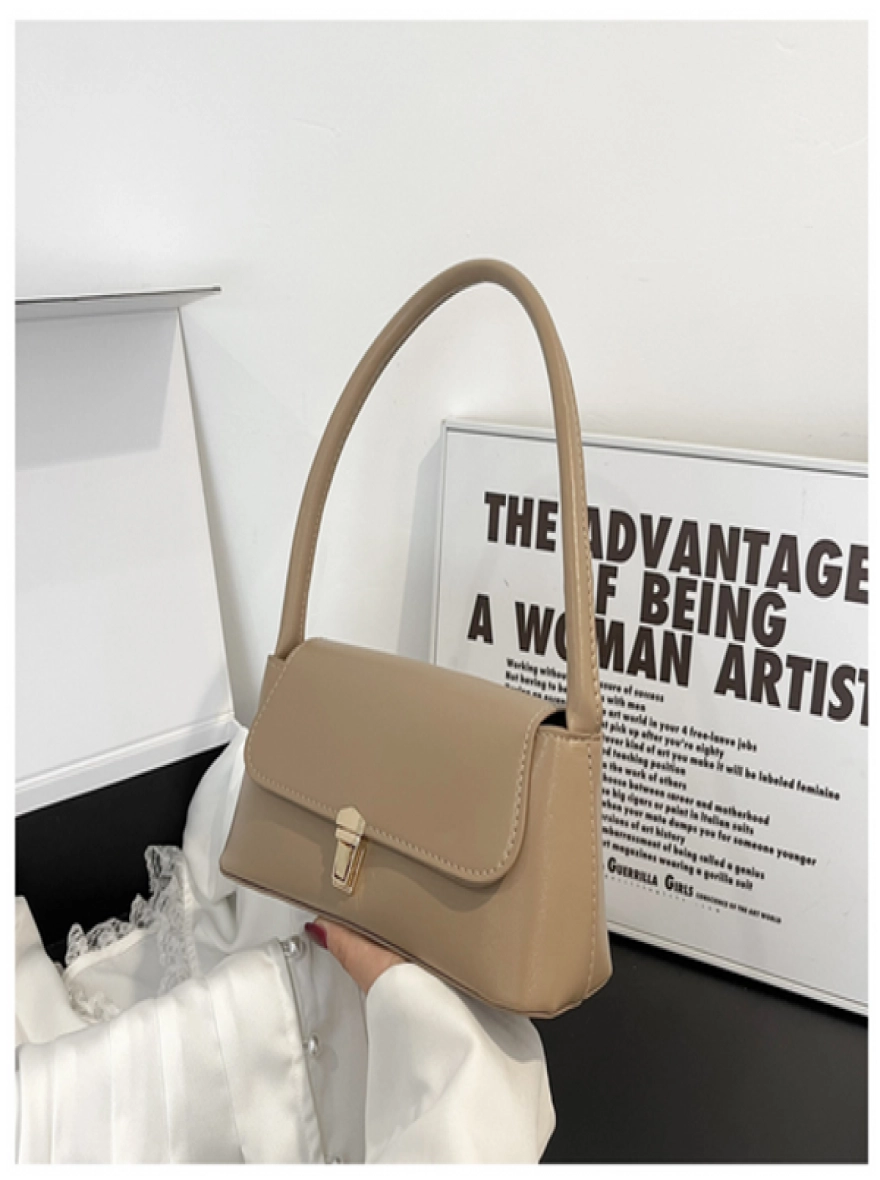 Liora Minimalist Shoulder Bag – Soft Curve Edition