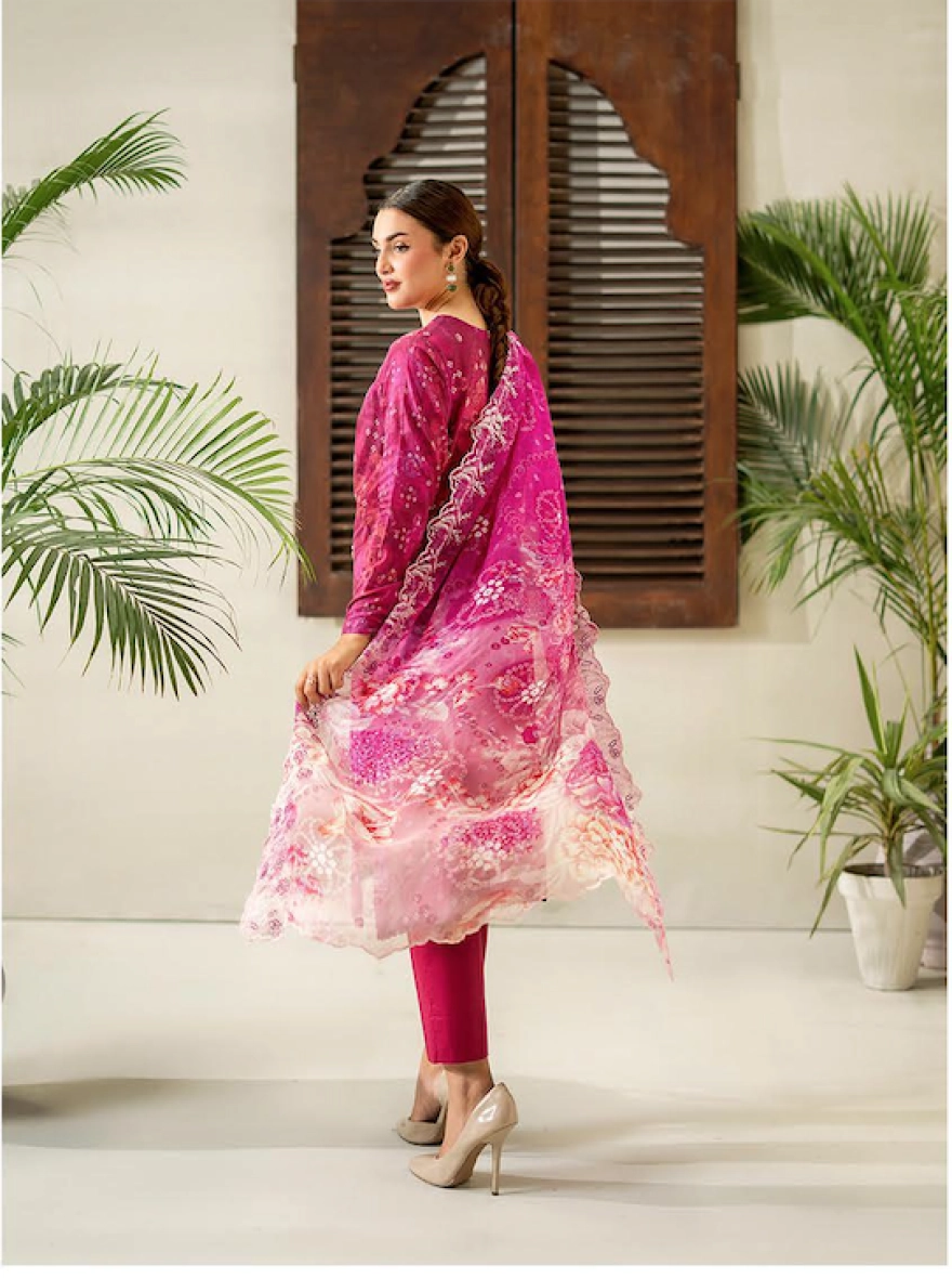 Magenta Bliss - Rang Pasand by Gulljee