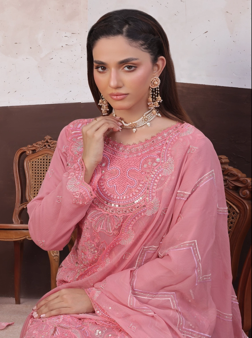 Blush Royale Majestic Embroidered Chiffon 3-Piece Suite