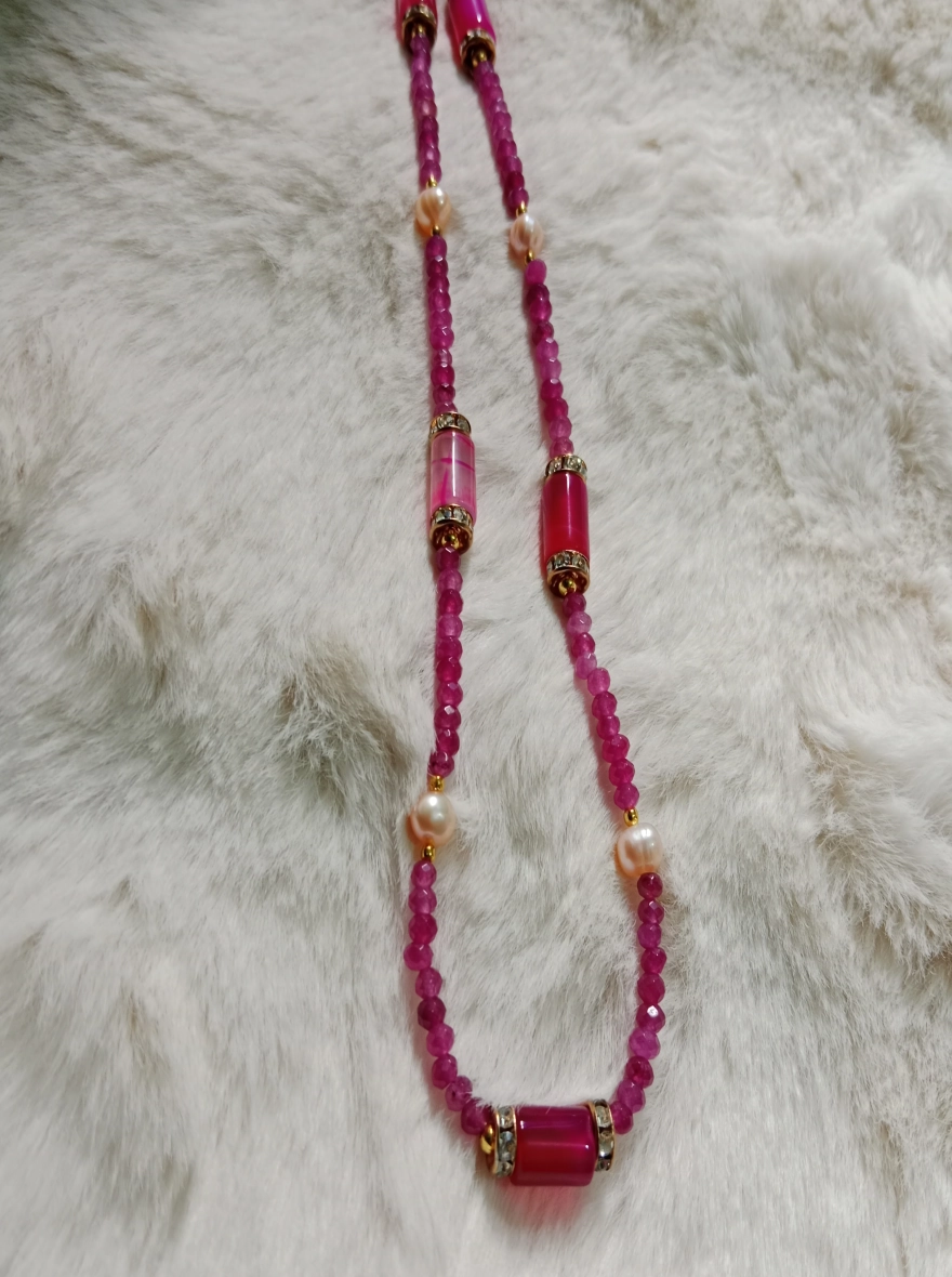 Original Pearl & Original Garnet Combination One Layer Necklace 