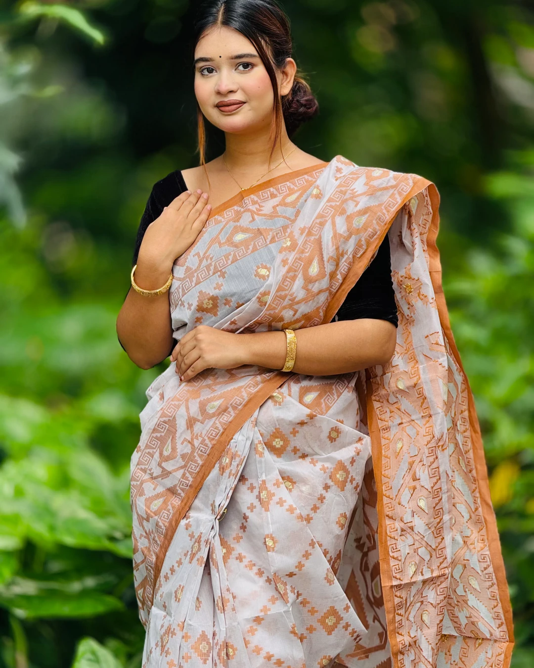 Sophisticated Tencel Silk Jamdani Saree – Modern Weave Edition