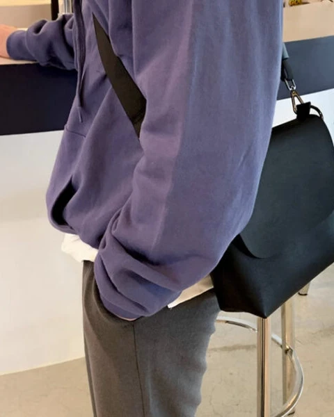 Garb Signature | Architectural Square Box Shoulder Bag