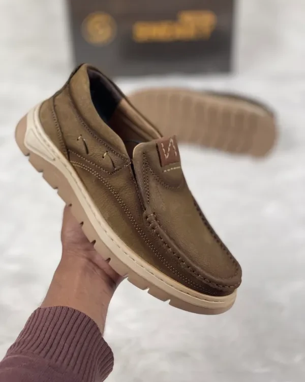 Royal Cobbler_Olive_Leather_Casual_Men