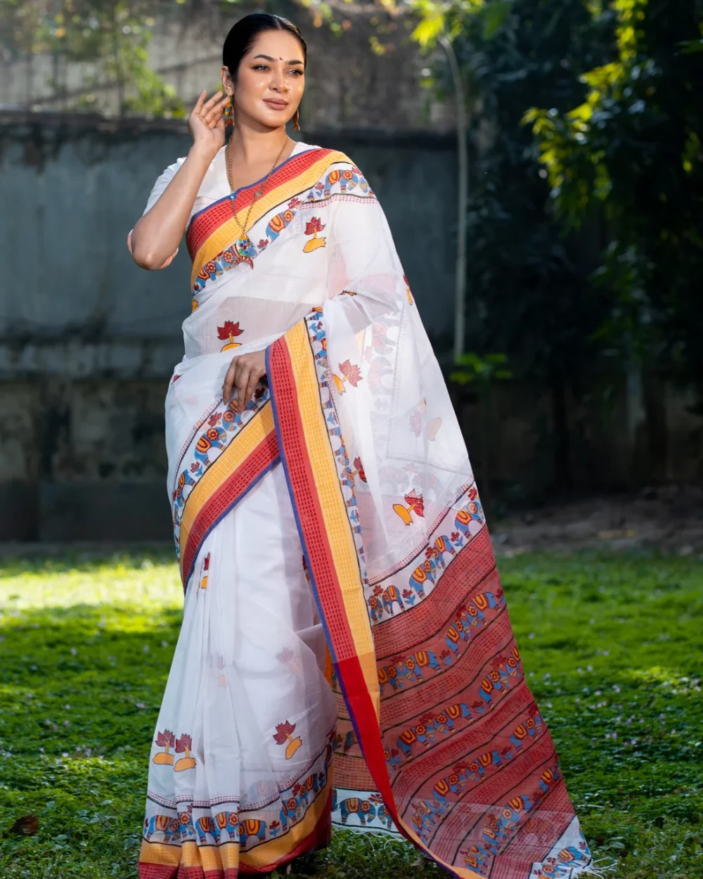 Parbon Saree