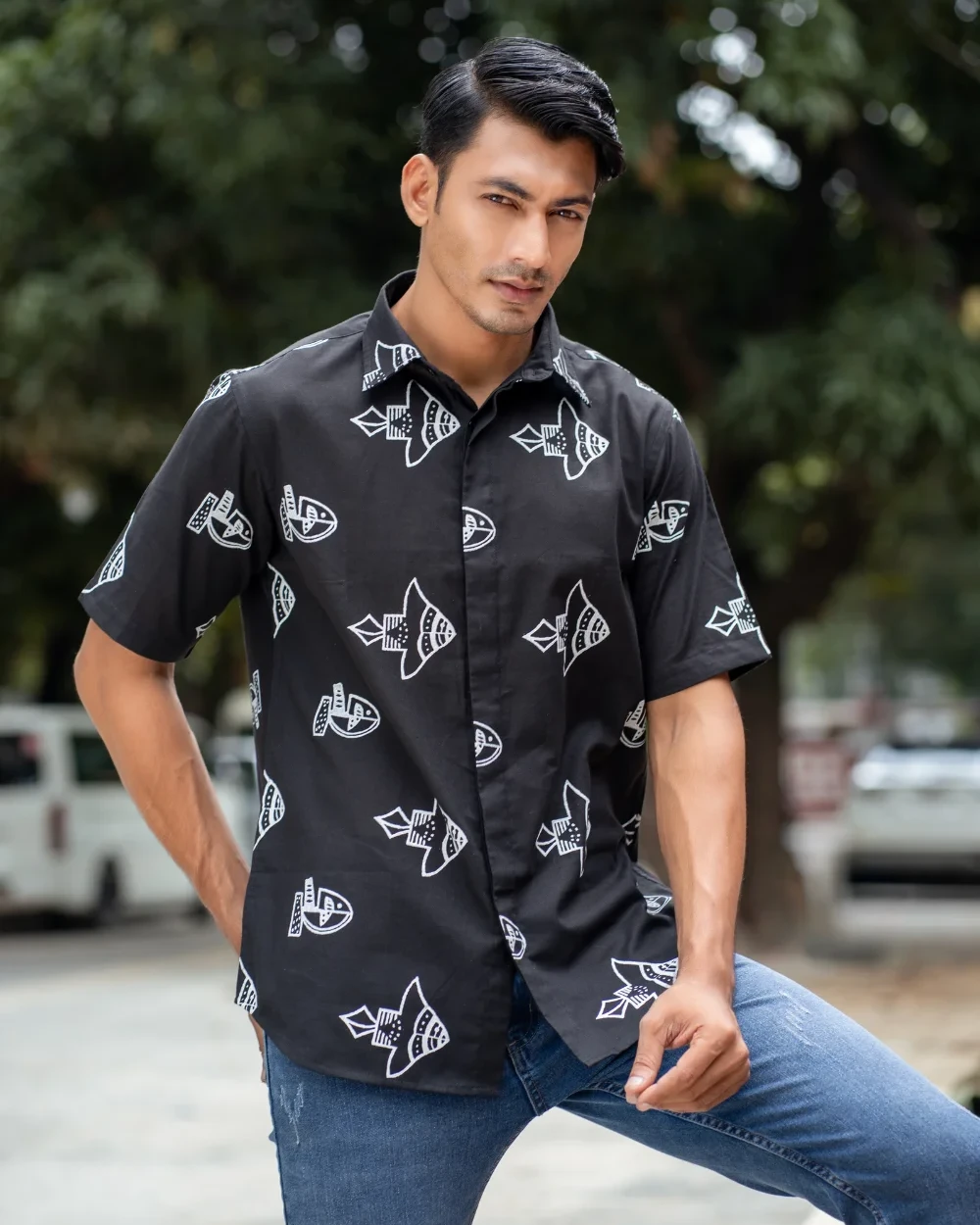 Baul Fish Black Cut Shirt